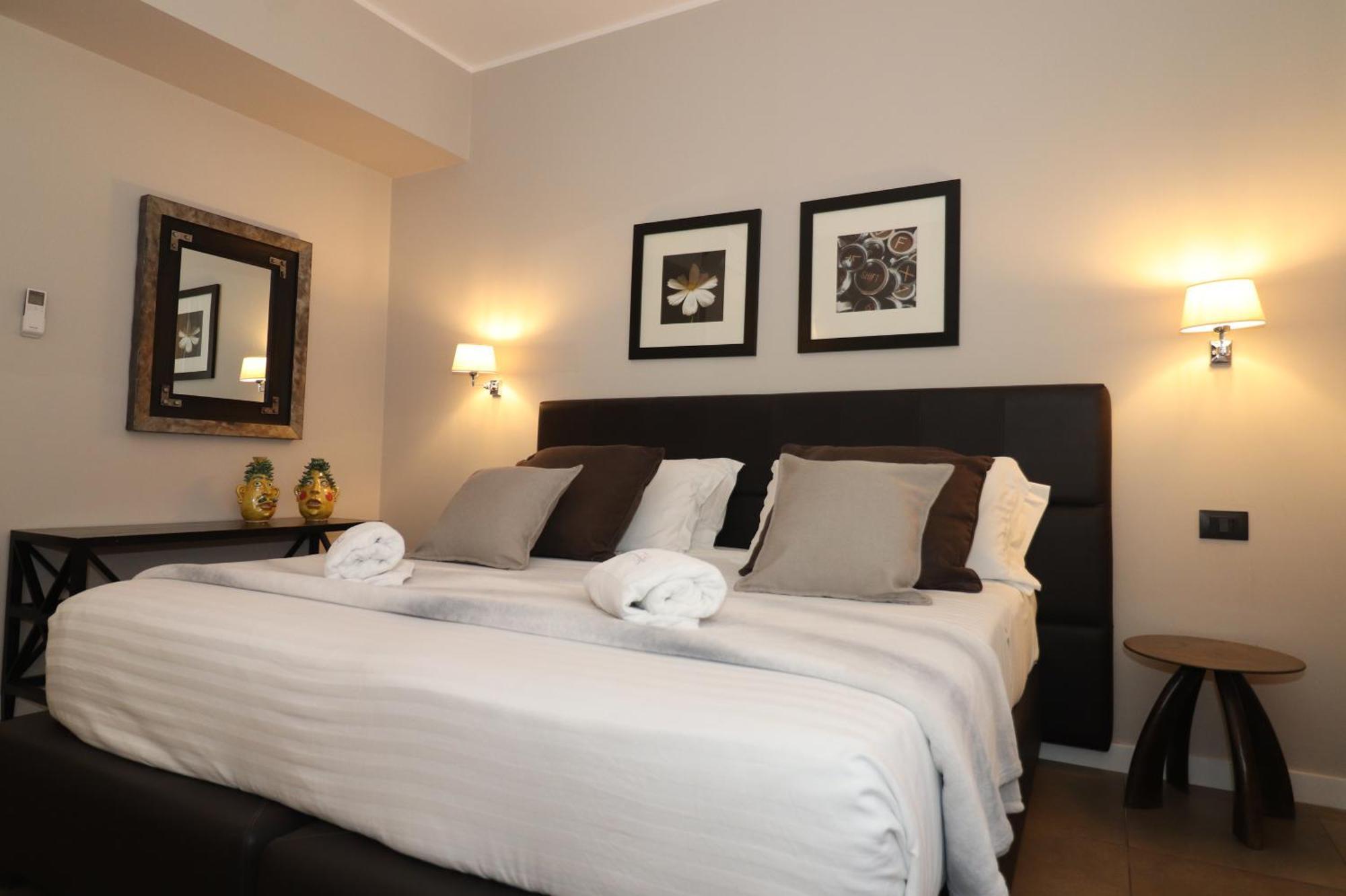 Delle Vittorie Luxury Rooms&suites Acomodação com café da manhã  2*